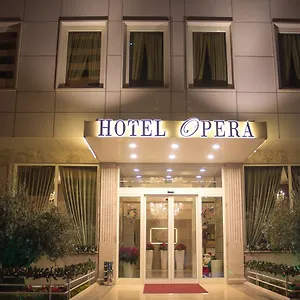 4* Szálloda Opera
